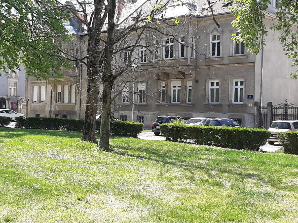 Apartman Kod Kestena Osijek Exteriör bild