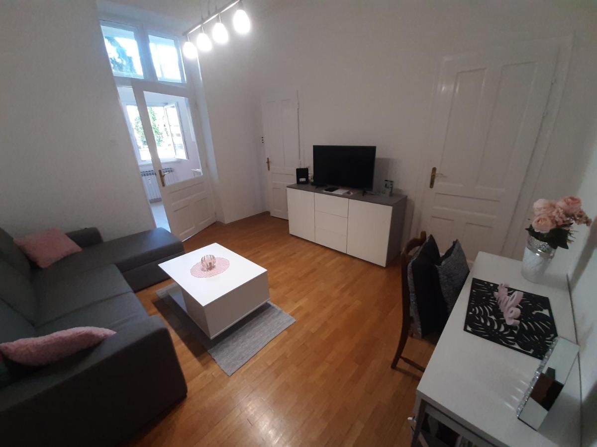 Apartman Kod Kestena Osijek Exteriör bild